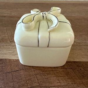 Ceramic Trinket Box